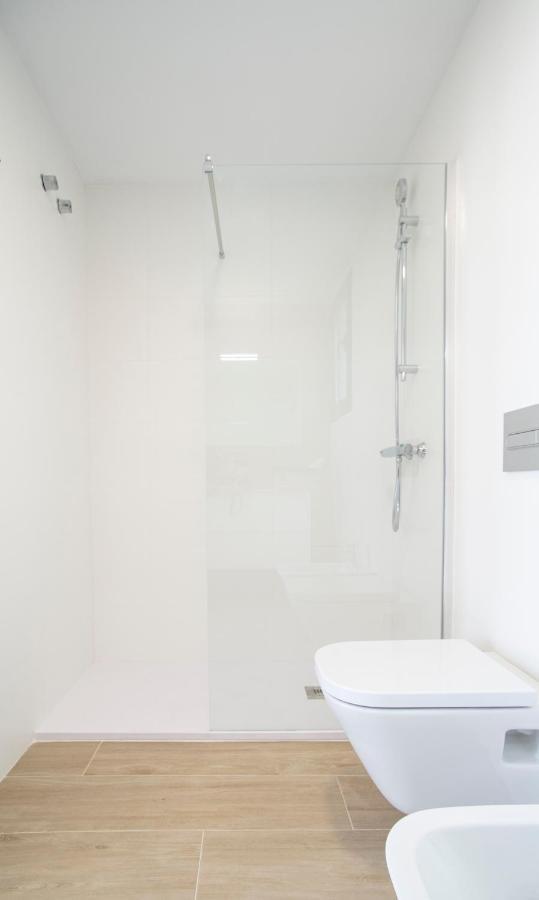 Modern Sea Front East Wind Apartment Alicante Luaran gambar